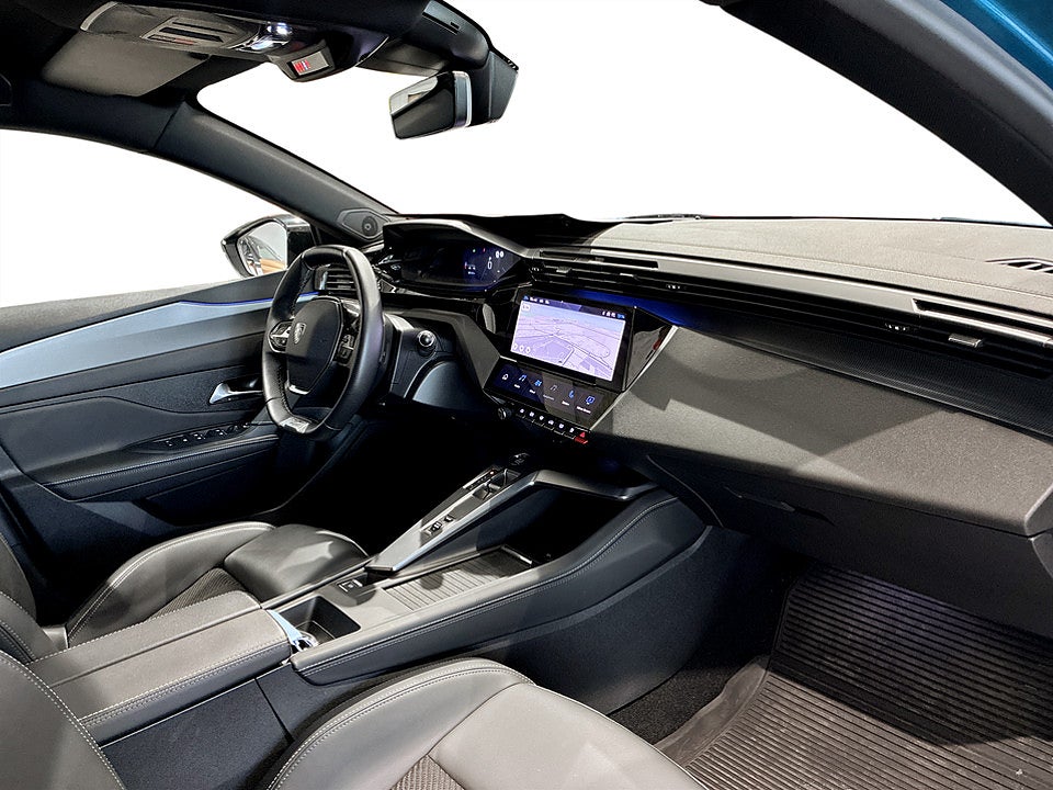 Bild på Peugeot 408 GT 1.2 PT 130hk Aut B-KAMERA NAVI