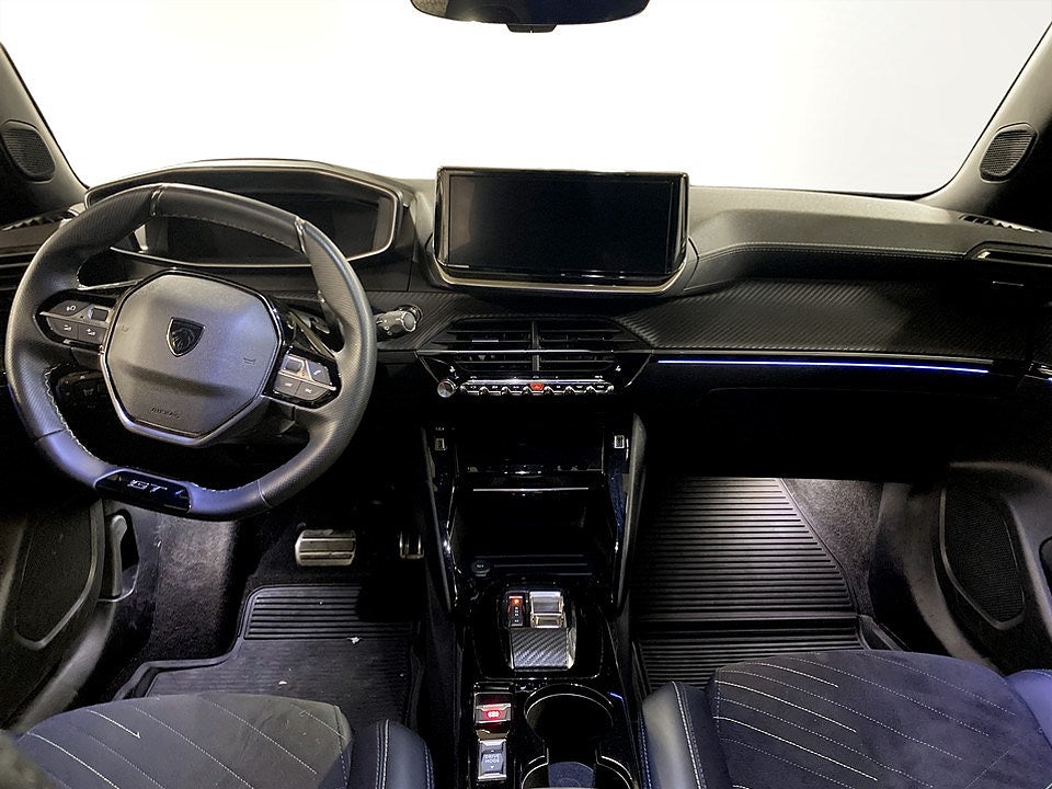 Bild på Peugeot 2008 GT 1.2 PT 130hk Aut - 360,ELSTOL MED MINNE