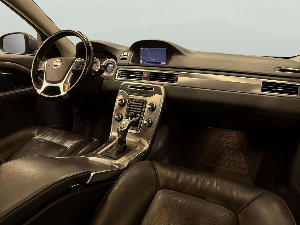 Volvo V70 D5 AWD Geartronic Summum R-Design Limited 215hk - miniatyr 14