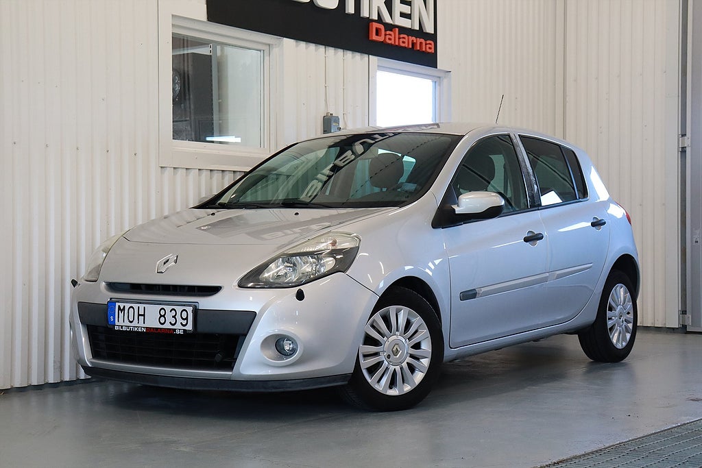 Renault Clio 1.2 TCe Expression M-värm 1-ägare 101hk