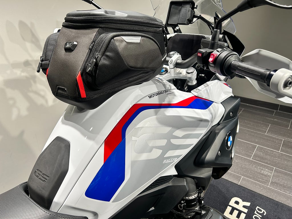 BMW R1250GS /Akrapovic/Performance/Sidoväskor/1128 mil