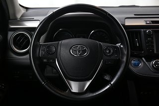 SUV Toyota RAV4 8 av 23