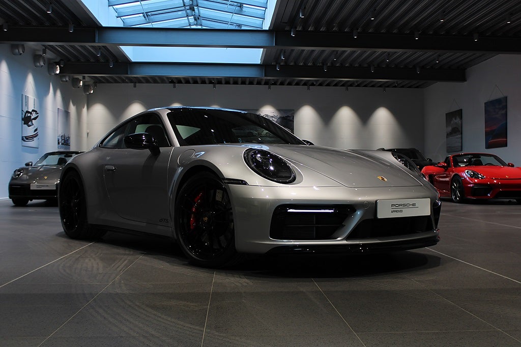 Porsche 911 Carrera 992 GTS