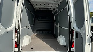Transportbil - Skåp Mercedes-Benz Sprinter 12 av 22