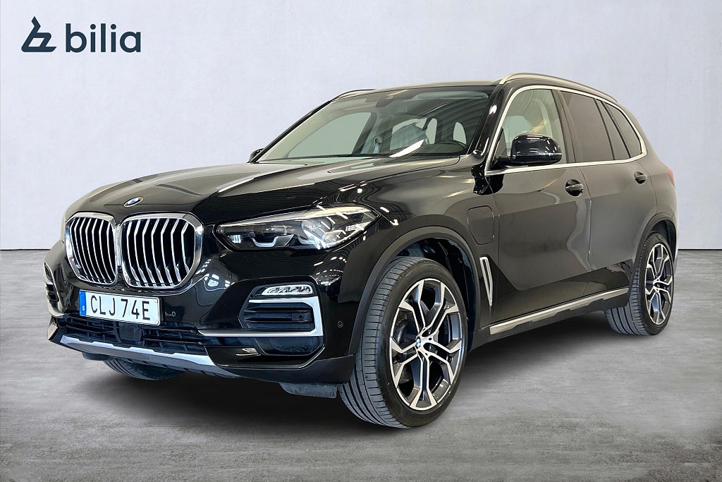BMW X5 xDrive45e/X-Line/Luftfjädring/Drag/Komfortstol/21"