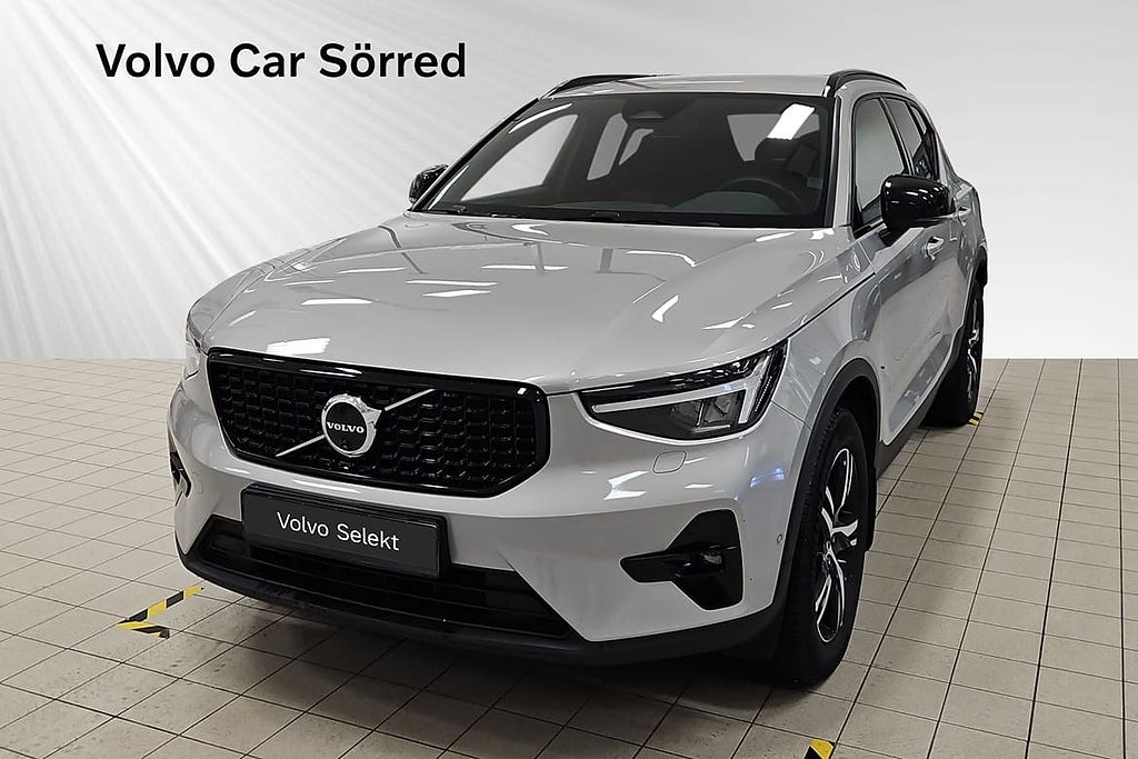 Volvo XC40 B3 FWD Bensin Plus Dark, Drag, 360 Kamera