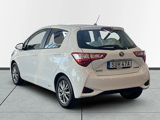Toyota Yaris Hybrid Active S&V-hjul/Carplay/Kamera/M&K-värm