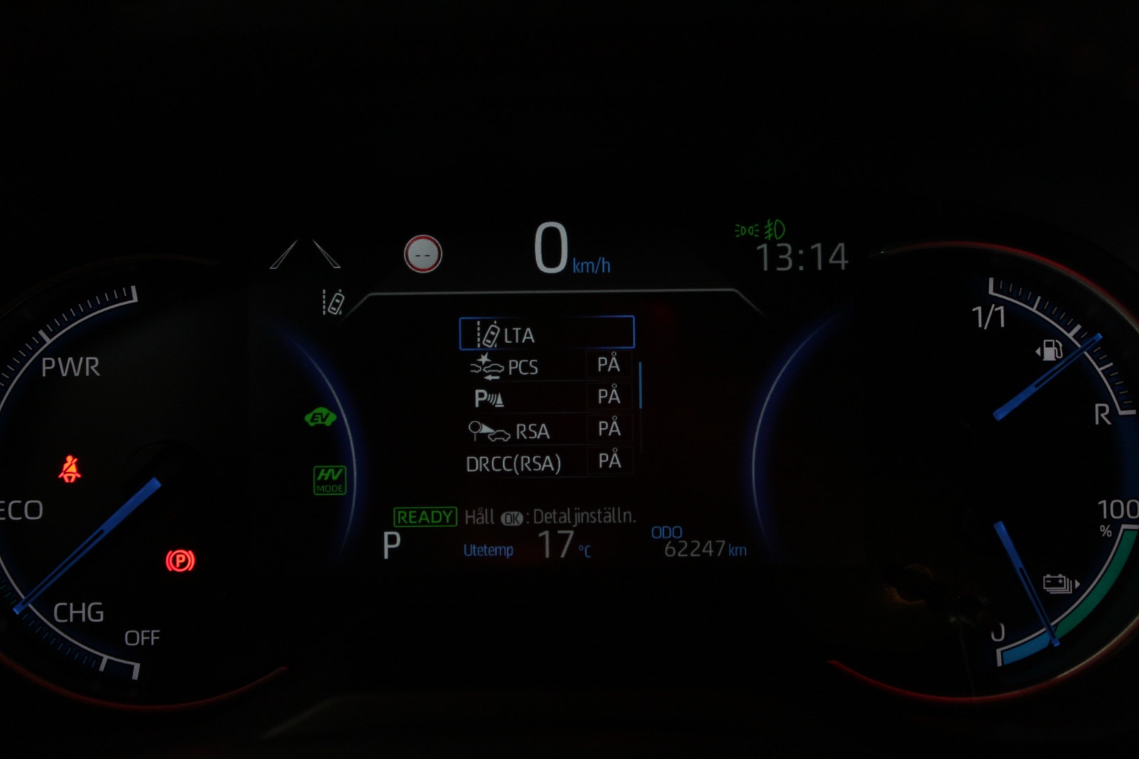 Toyota RAV4 Plug-in Hybrid E-CVT Launch Edition, Drag, B-Kamera 2021 - miniatyr 33