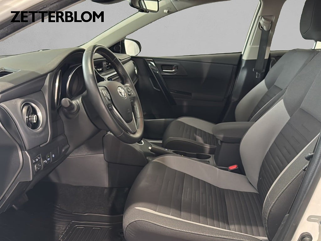 Kombi Toyota Auris 7 av 14