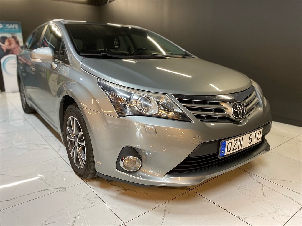 Toyota Avensis Kombi 2.0 D-4D Manuell, 124hk Business