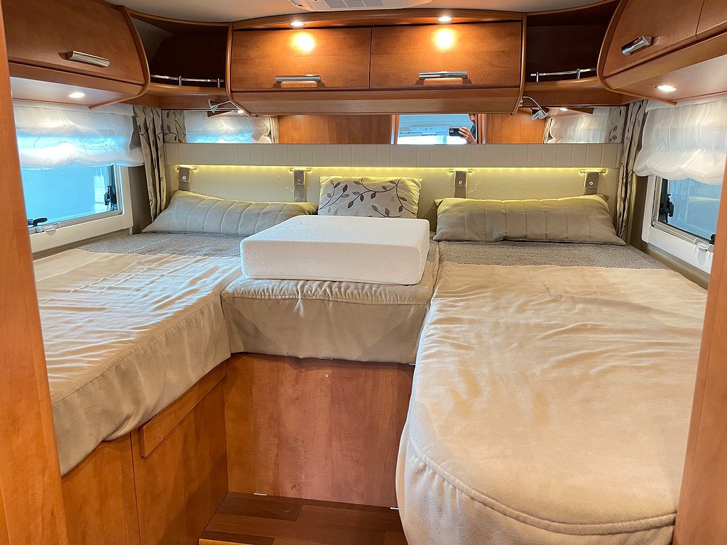 Carthago Chic C-line 2 4.8 / AC bodel / Solcell / Auto 150hk - Carthago