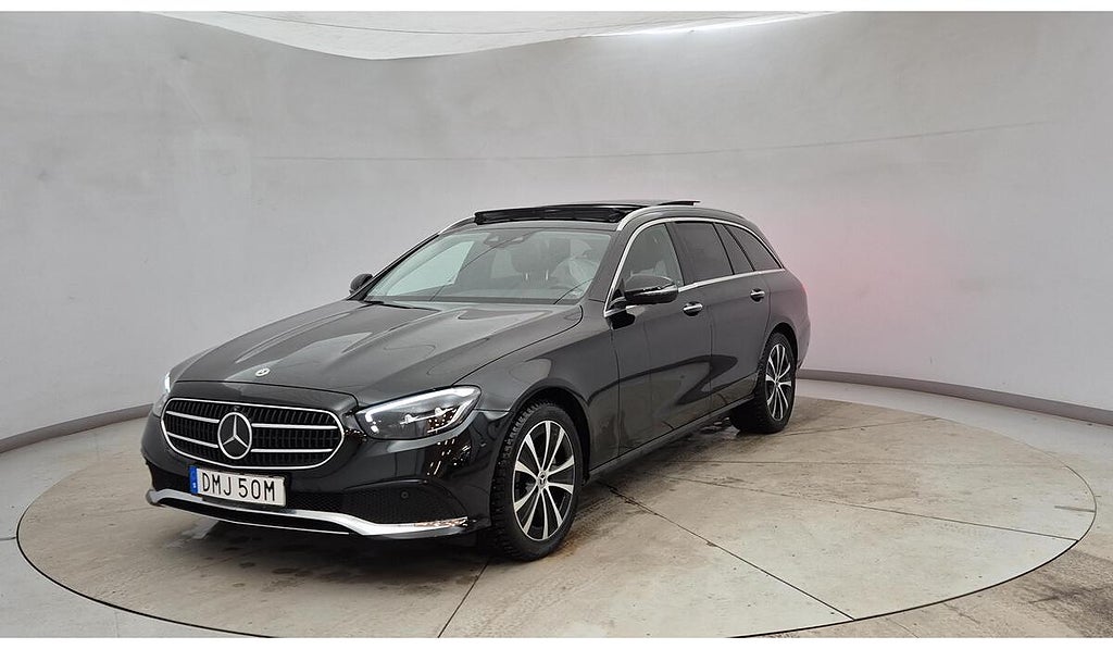 Mercedes-Benz E300 e Kombi Plug in HYBRID Bensin 320 Hk Avantg SE Panorama