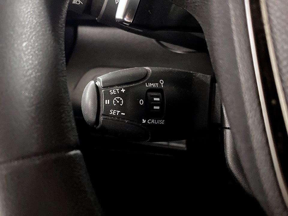 Bild på Peugeot Partner PRO 1.2 PT 130hk Aut L1 P-SENSORER DRAG BLUETOOTH 
