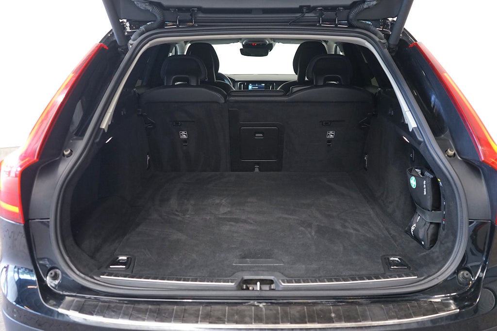Volvo V90 Cross Country D4 AWD Geartronic Pro Dragkrok Navi 190hk