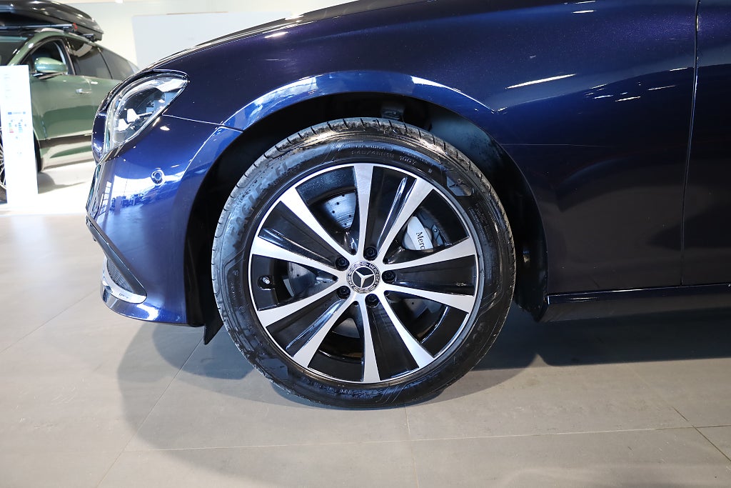 Mercedes-Benz E 300 T de 9G-Tronic Burmester Navi Kamera Värmare Drag 2023