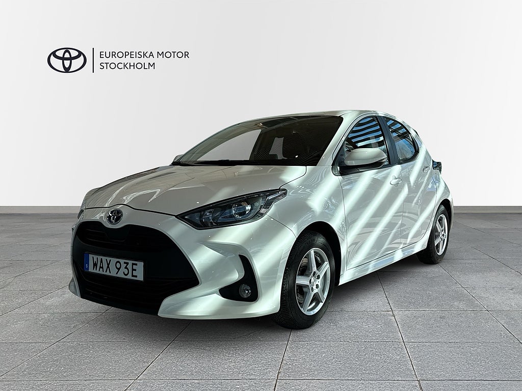 Toyota Yaris Hybrid CVT Active Komfortpaket Vinterhjul 