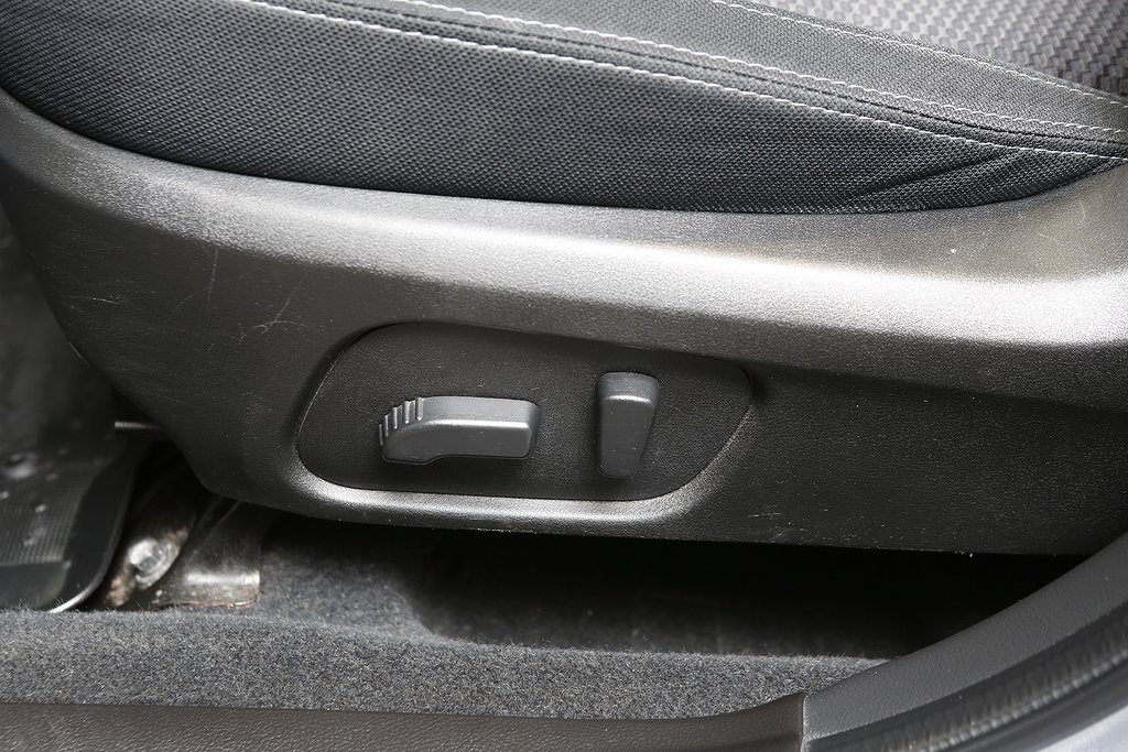 Subaru Forester 2,0i 150hk XS Aut AWD Pano Motorv Dragkrok 2018