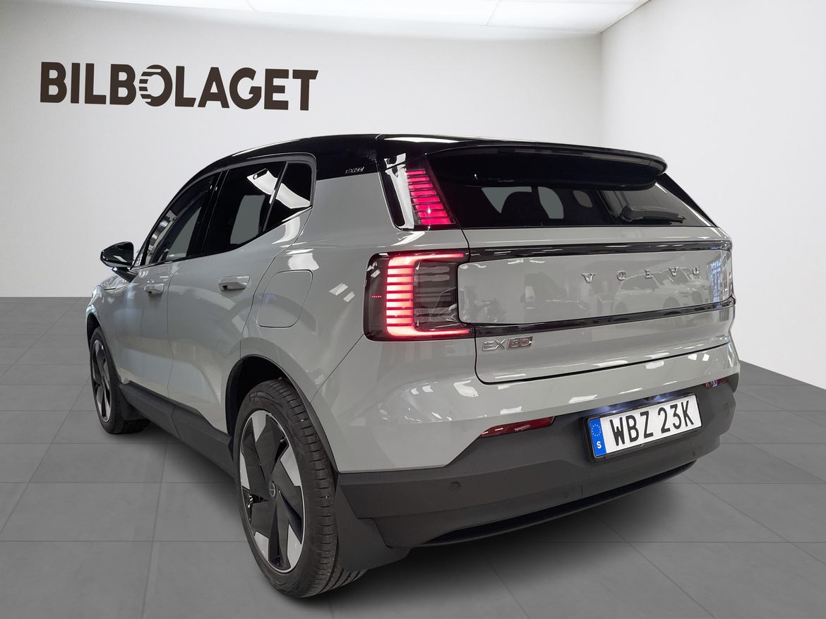 Volvo EX30 Extended Range Plus 2025, bild 3/10