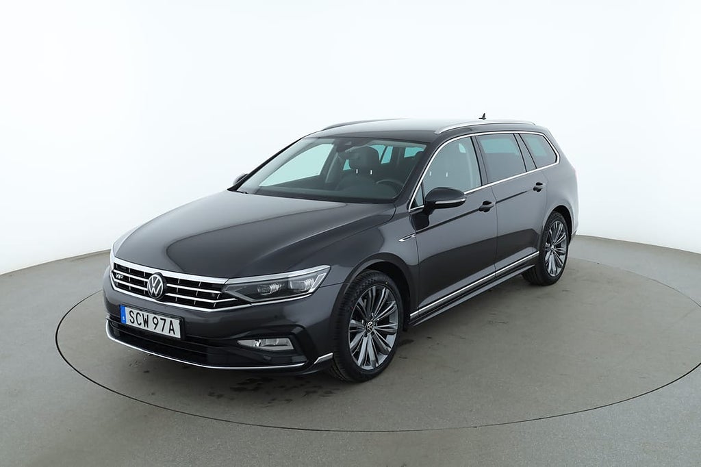 Volkswagen Passat Sportscombi 2.0 TDI 4M R-line / Värmare