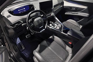 SUV Peugeot 5008 13 av 28