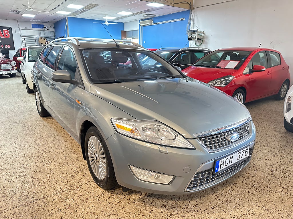 Ford Mondeo  2.0 Flexifuel Titanium Ny Servad &Ny  Besiktigad 