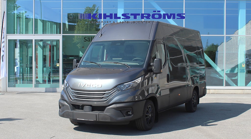 Iveco Daily 35S21H A8 V, 210hk, 5 641kr/mån Gråmetallic lackerad