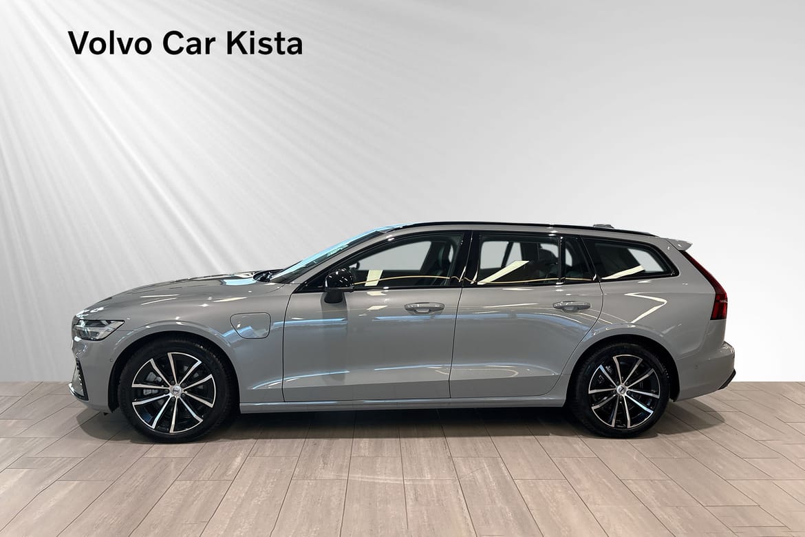 Volvo V60 T6 Plus Dark Nordic 2026, bild 3/10