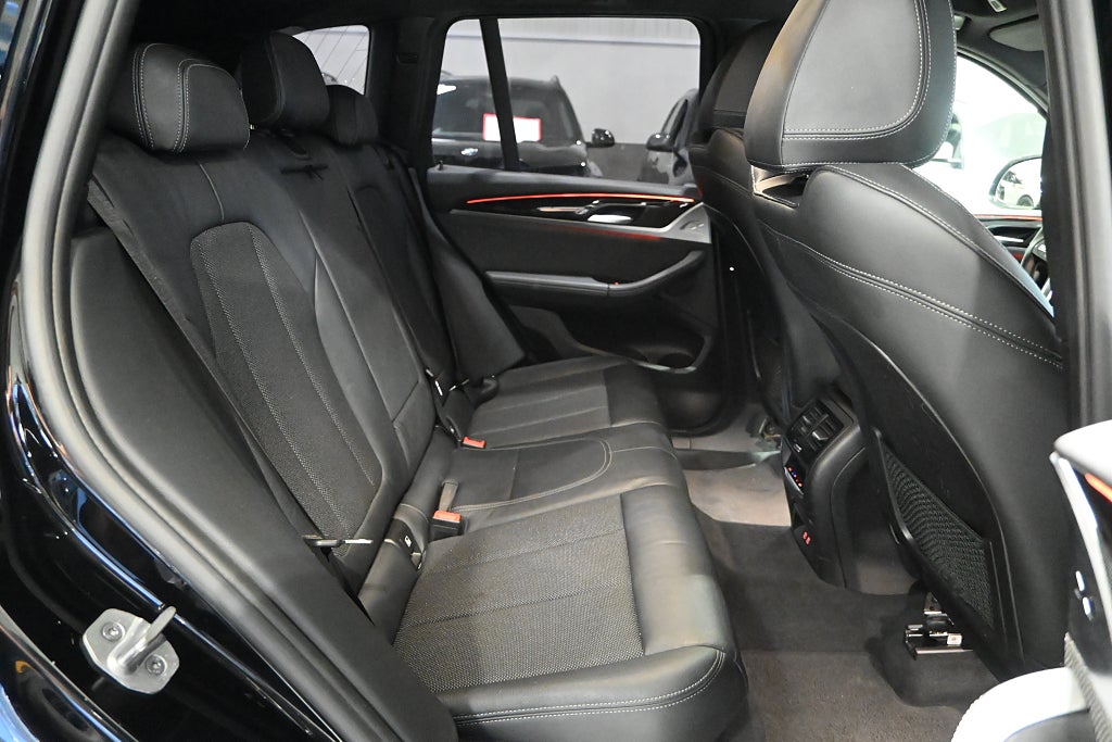 BMW X3 2021 - miniatyr 13