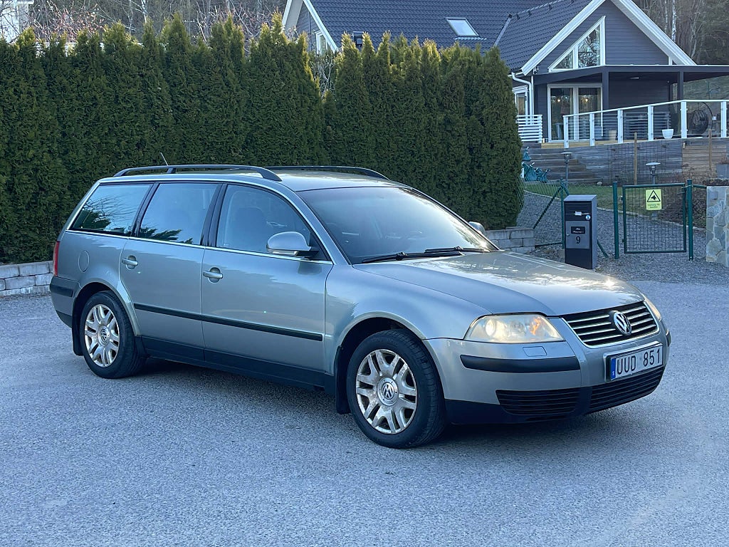 Volkswagen Passat Variant 1.8 T Comfortline, ny kamrem, ny besiktad
