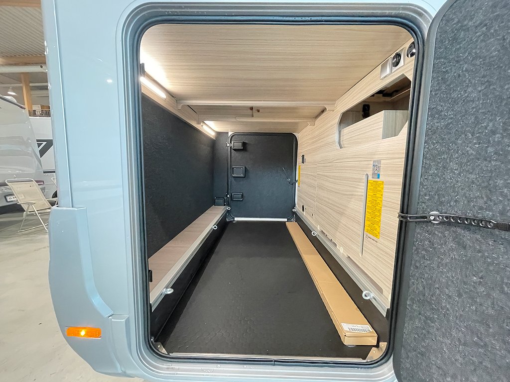 Adria Compact Supreme DL /B-körkort/Automat/Låg skatt/180hk/ - Adria