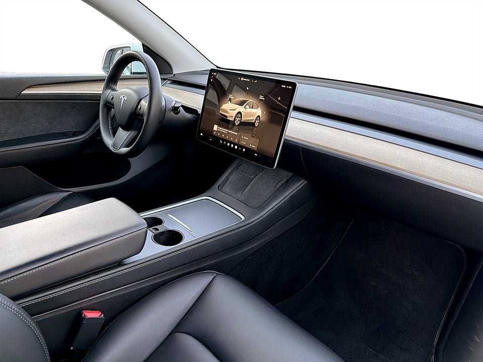 Bild på Tesla Model Y Long Range 514hk Aut AWD DRAG PANO