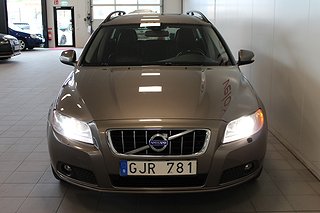Kombi Volvo V70 2 av 17