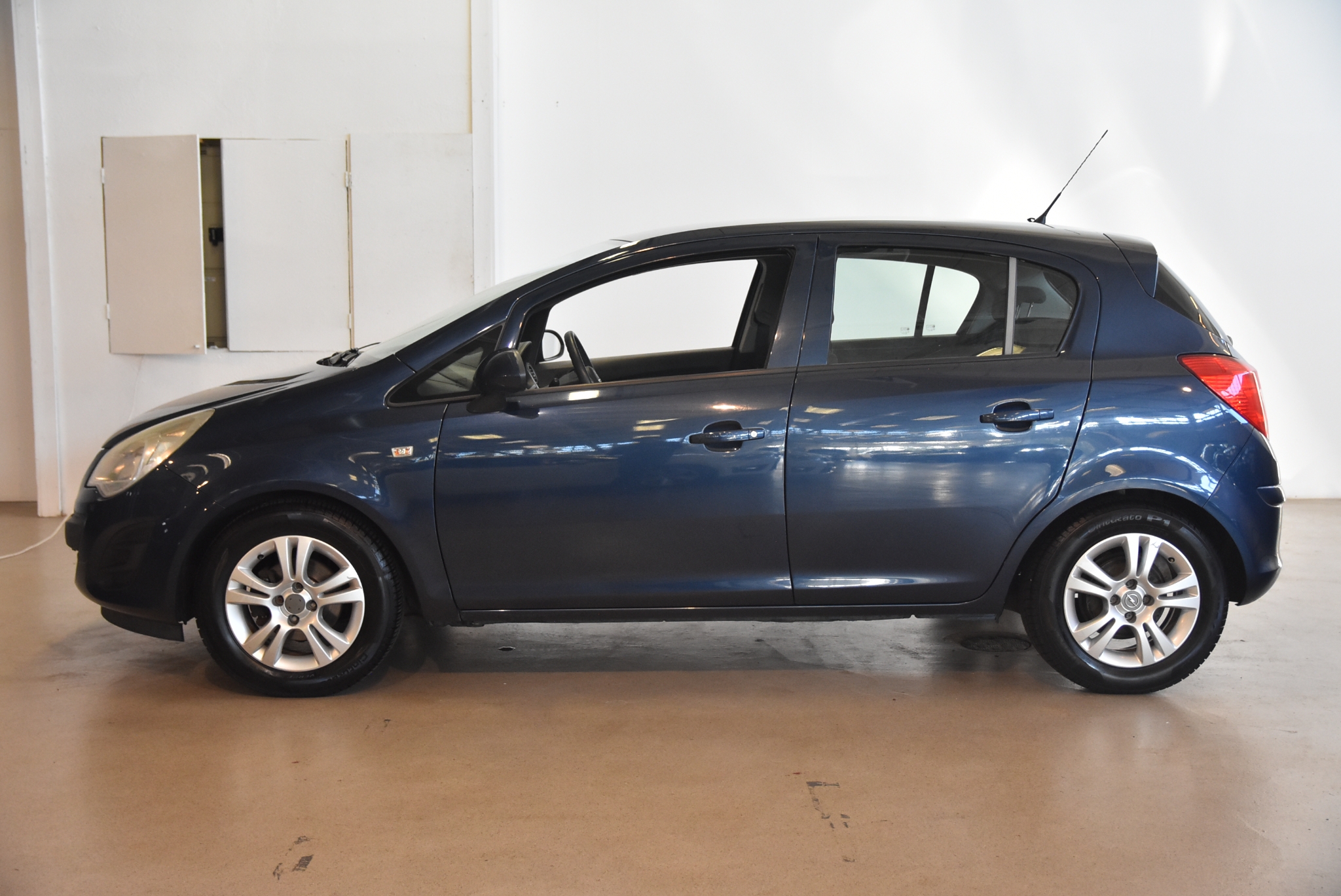 Opel Corsa 5-dörrar 1.2 ecoFLEX Enjoy 2012, bild 5/45