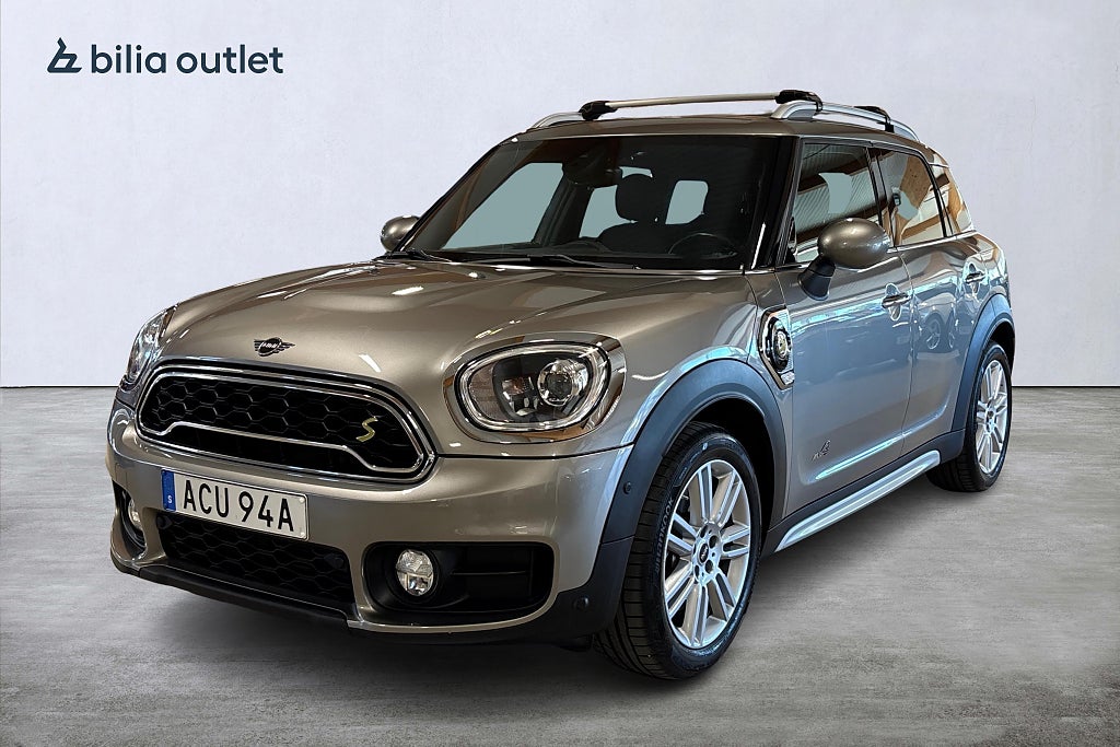 MINI Countryman Cooper SE ALL4 Chili / Sommarkampanj / Harman Kardon