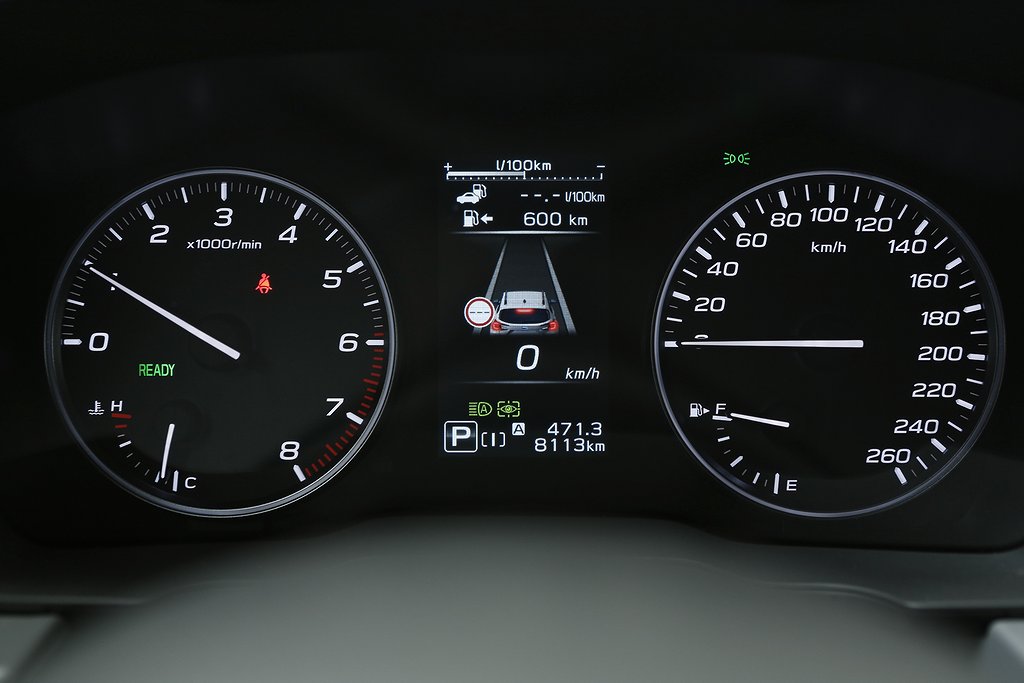 Subaru Crosstrek e-Boxer Limited AWD | Moms 2024