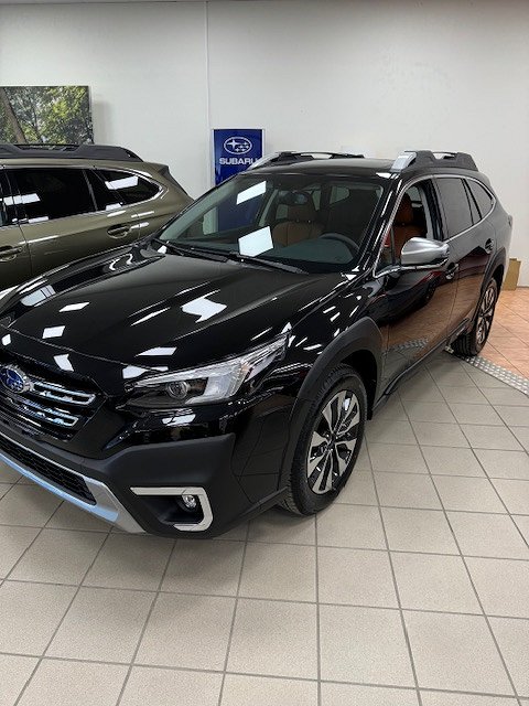 Subaru Outback 4WD (spara över 40 000,-) Touring 