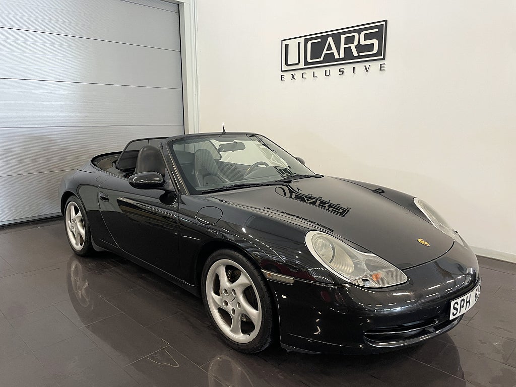 Porsche 911 Carrera 4 Cabriolet TipTronic S En Ägare Sedan Ny!!!