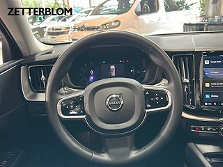 SUV Volvo XC60 12 av 21