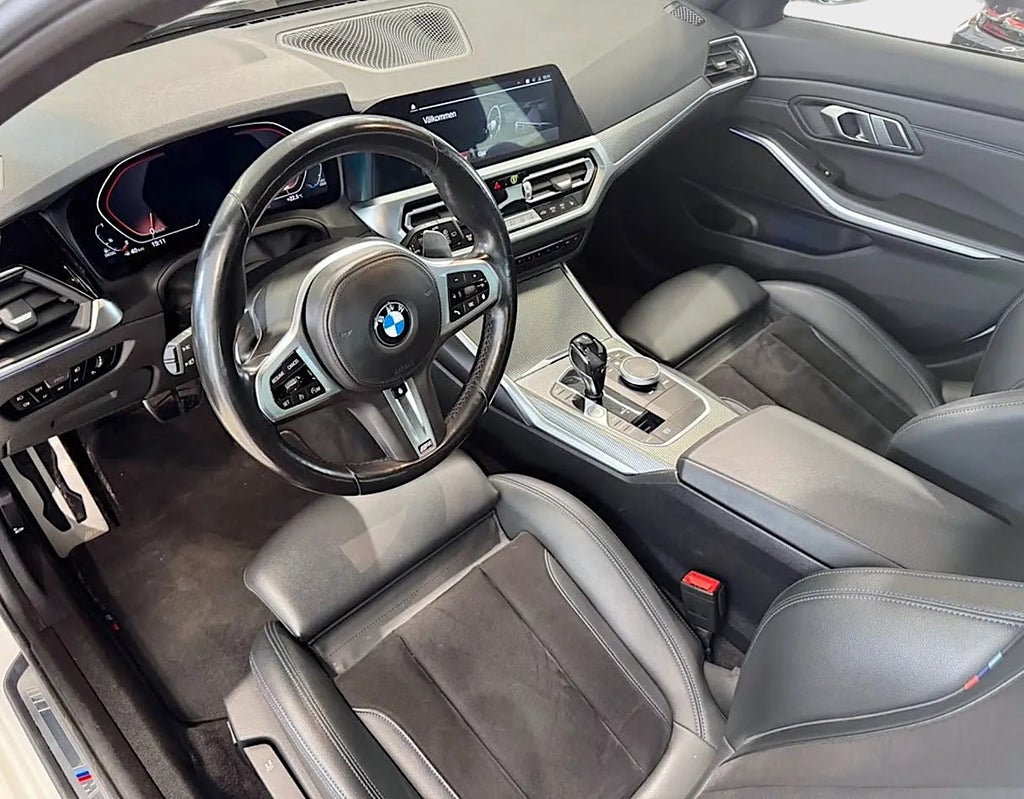 BMW 320D xDrive T 190hk Cockpit Individual M Sport 2021, bild 22