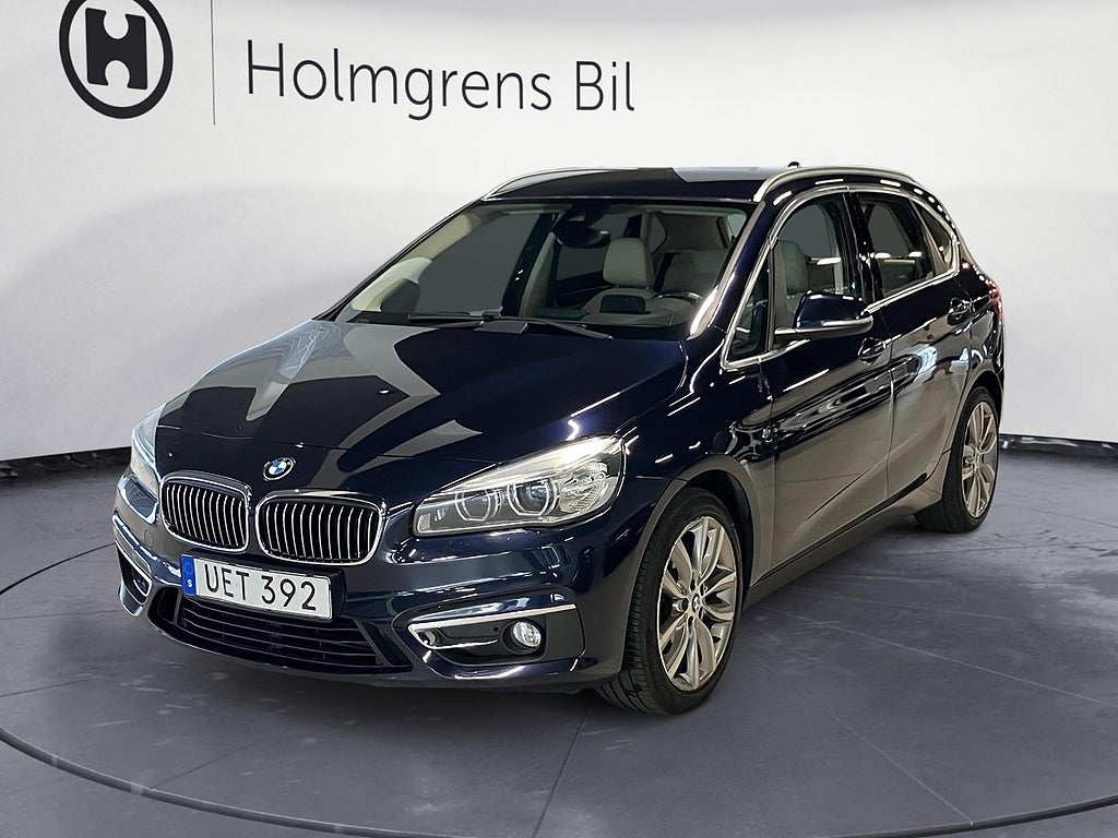 BMW 218d Active Tourer Luxury Line Rattvärme HUD