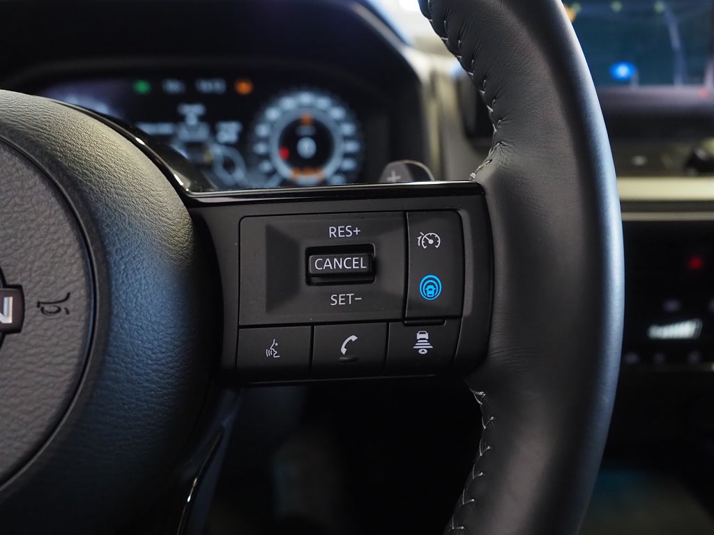 Nissan Qashqai 1.3 DIG-T 158hk N-design | Navi | 360° | Skinn |