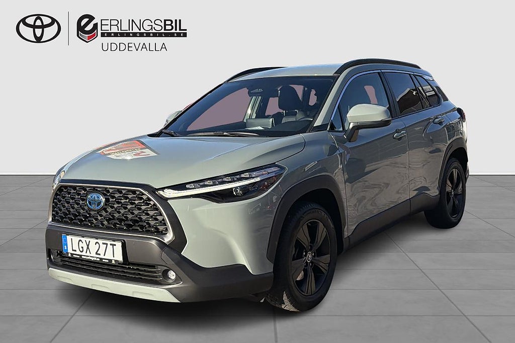 Toyota Corolla Cross 2.0 HYBRID AWD-i EXECUTIVE V-HJUL M-VÄRMARE