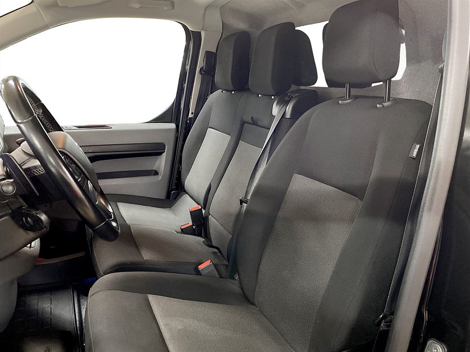 Bild på Citroën Jumpy Business Premium 2.0 BHDi 145hk Aut L3 B-KAMERA DRAG