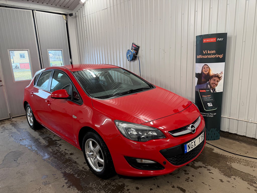 Opel Astra 1.6 Enjoy Euro 5