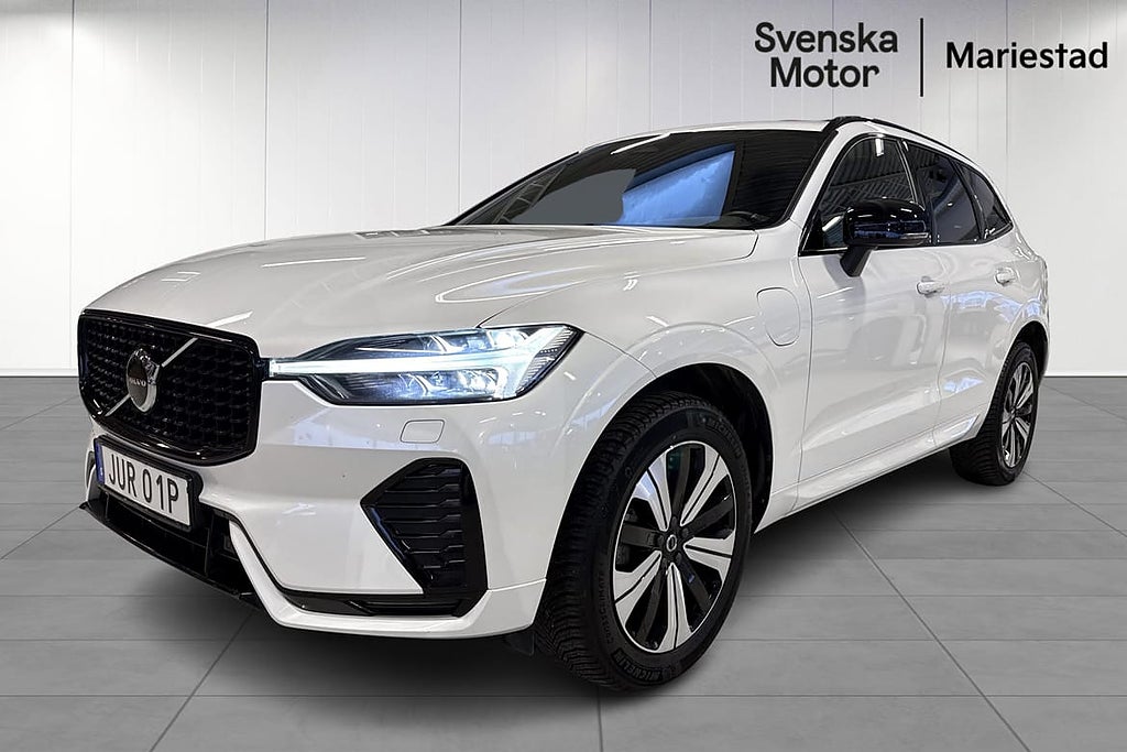 Volvo XC60 Recharge T6 AWD Dark Plus / Pano / h/k / Drag / B...
