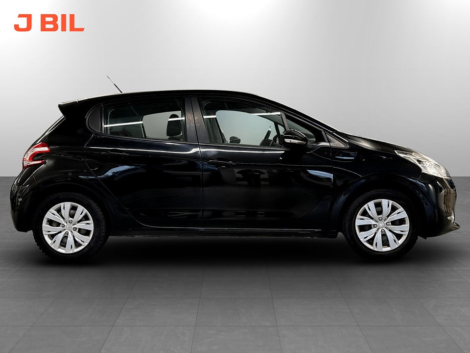 Bild på Peugeot 208 5D Active 1.2 VTi 82hk Aut FARTHÅLLARE
