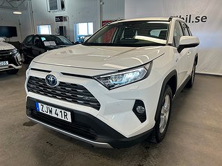 Toyota RAV4 Hybrid AWD-i E-CVT Active S&V-däck/M-värm/Kamera