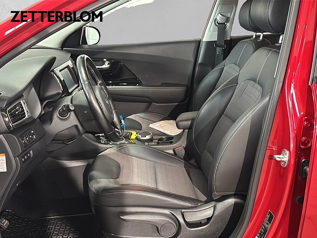 SUV Kia Niro 7 av 16