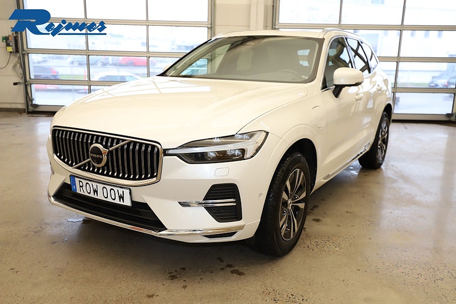 Volvo XC60 Recharge T6 Core Bright