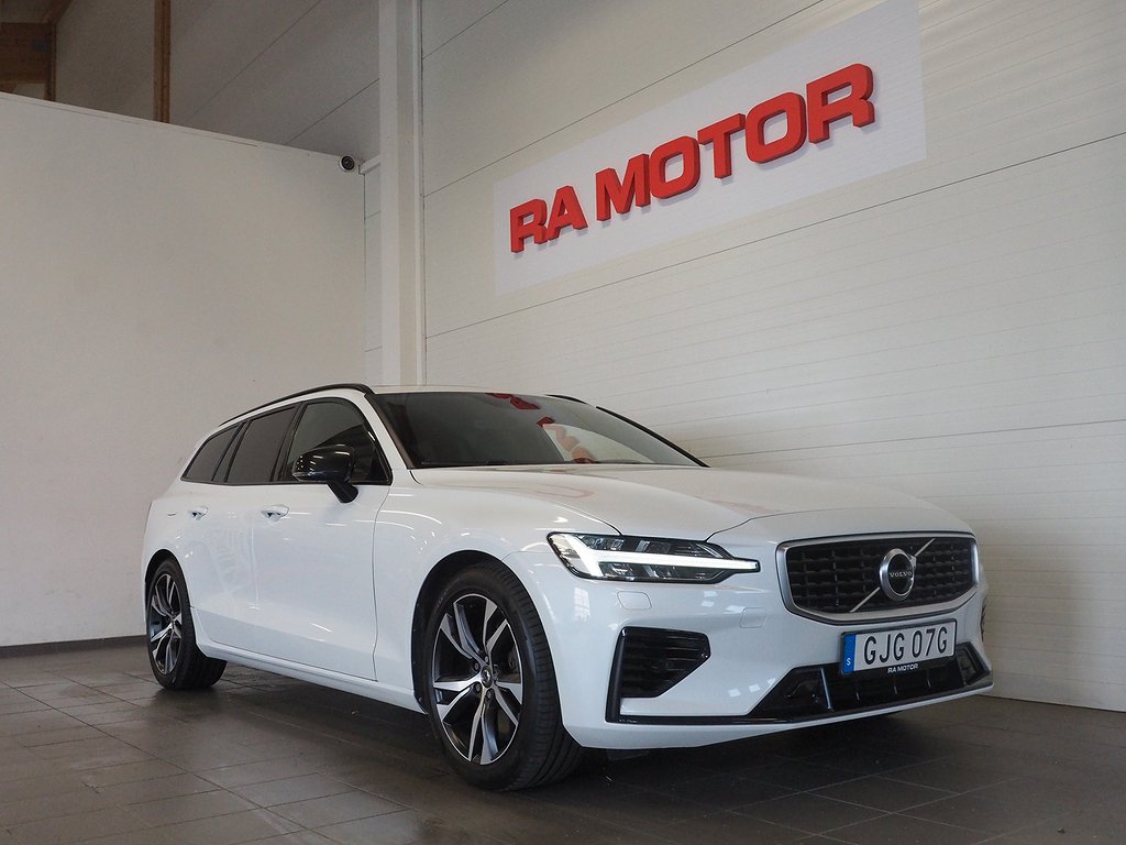 Volvo V60 T8 AWD 392hk R-Design | Drag | Pano | Navi | 2020